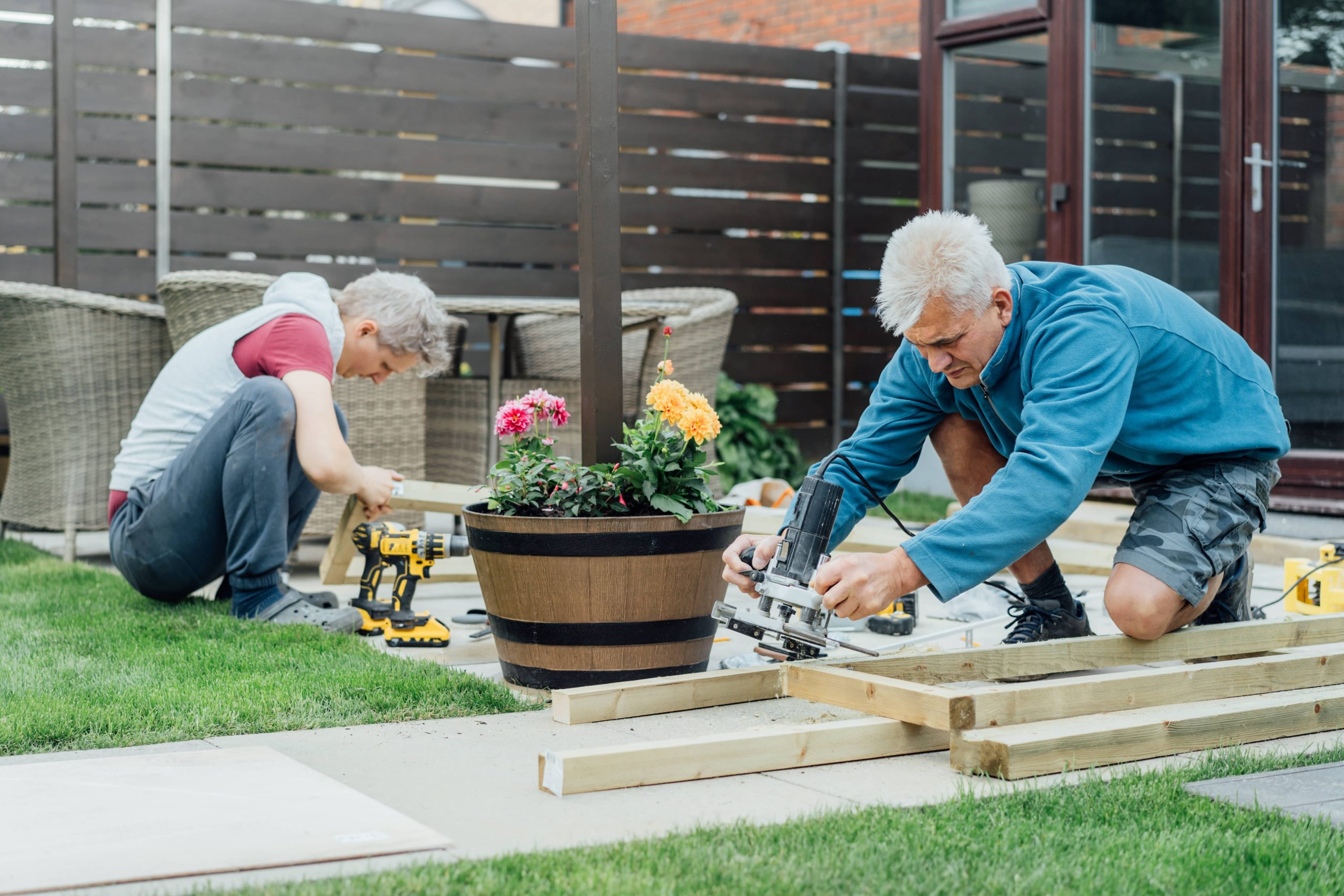 Transform Your Space with DIY Projects to Achieve a Rustic Farmhouse Look